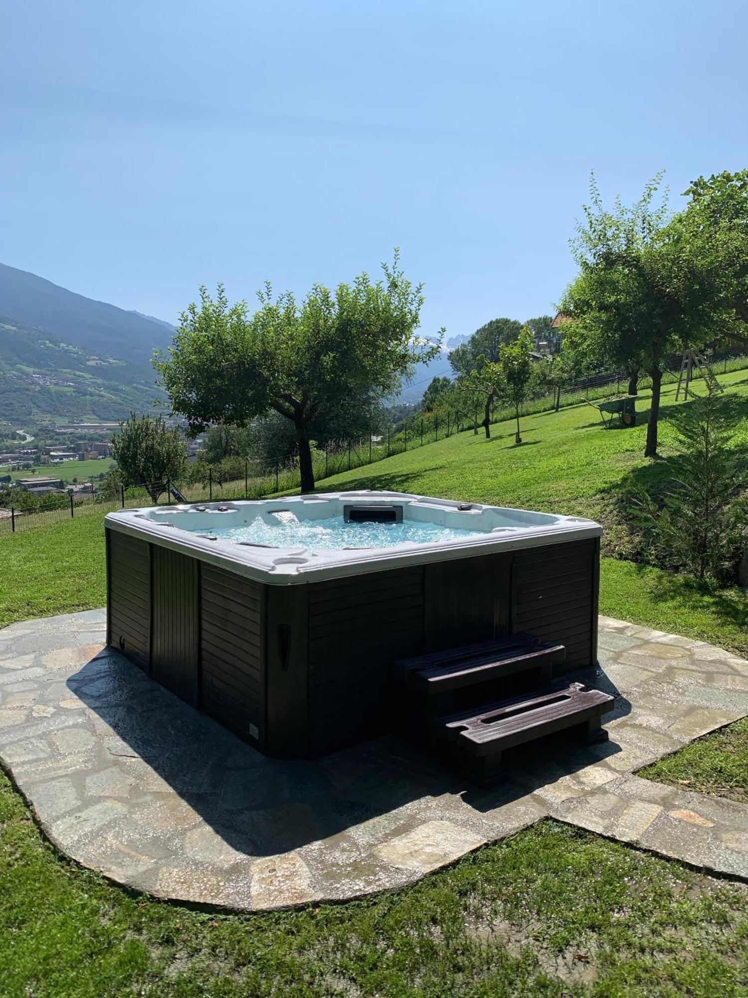 L'Intimita Apartment Aosta Luaran gambar